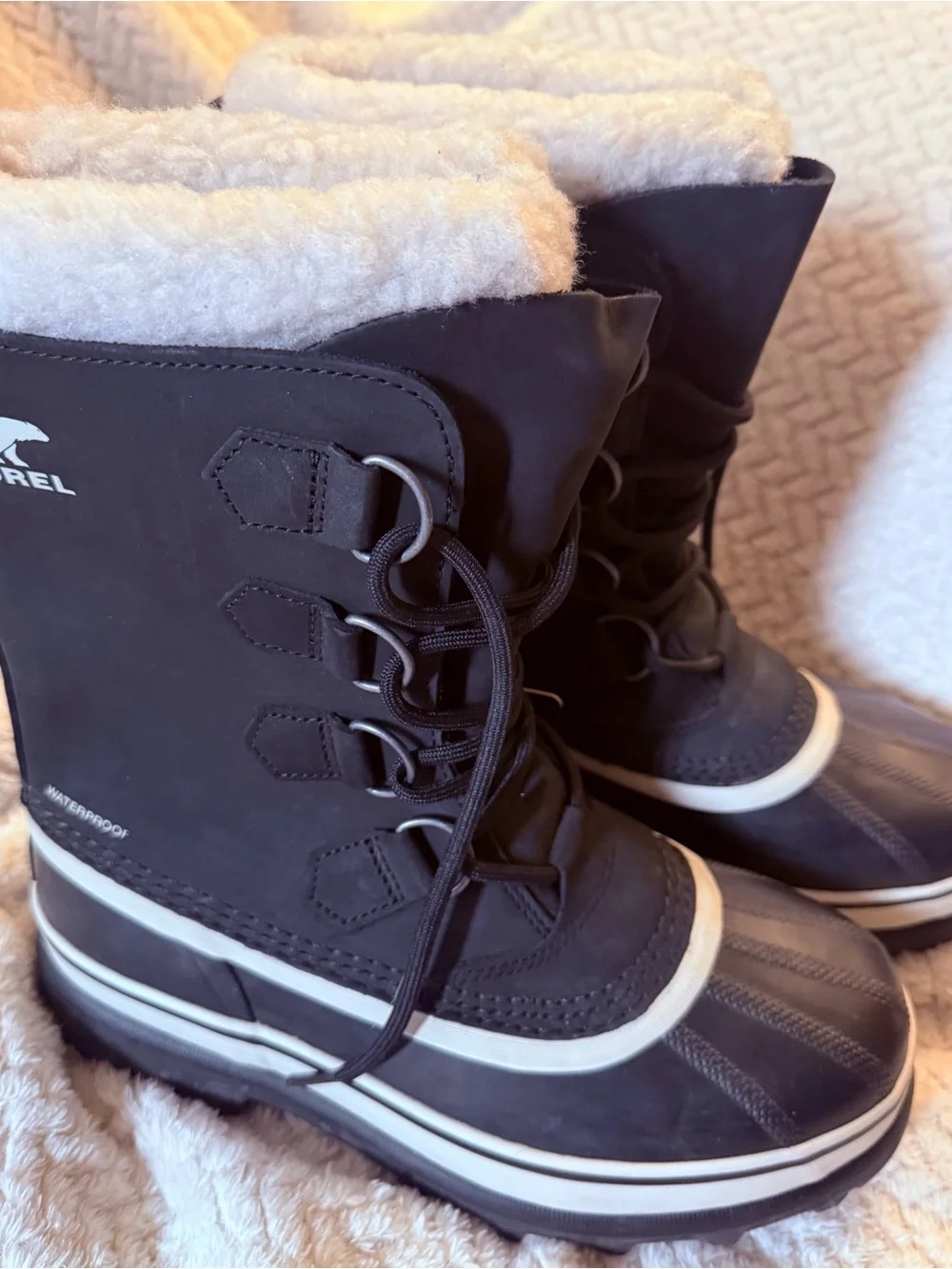 Sorel Women's Black and White Insulated Lace-Up Winter Boots